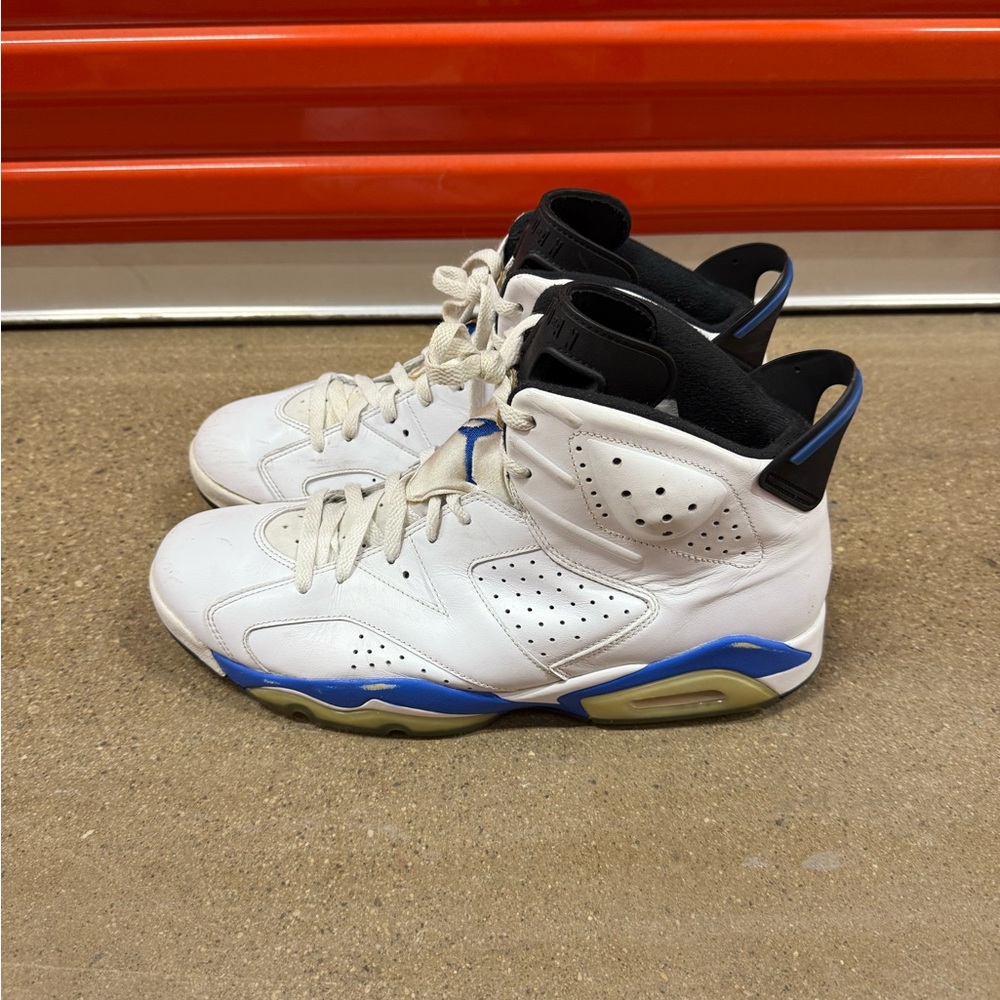 Air Jordan 6
